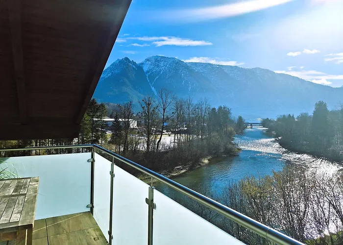 Moderne, Ferienwohnung Mit Seeblick, Near Hallstatt